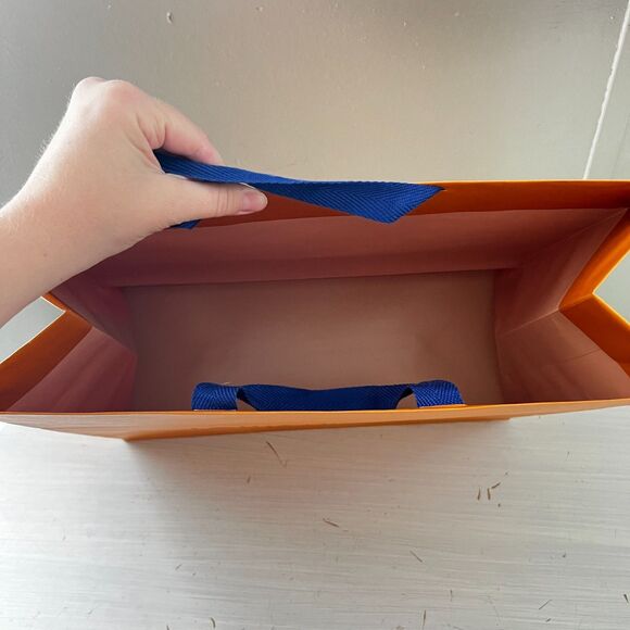 Louis Vuitton Gift Bag Empty - Picture 3 of 7